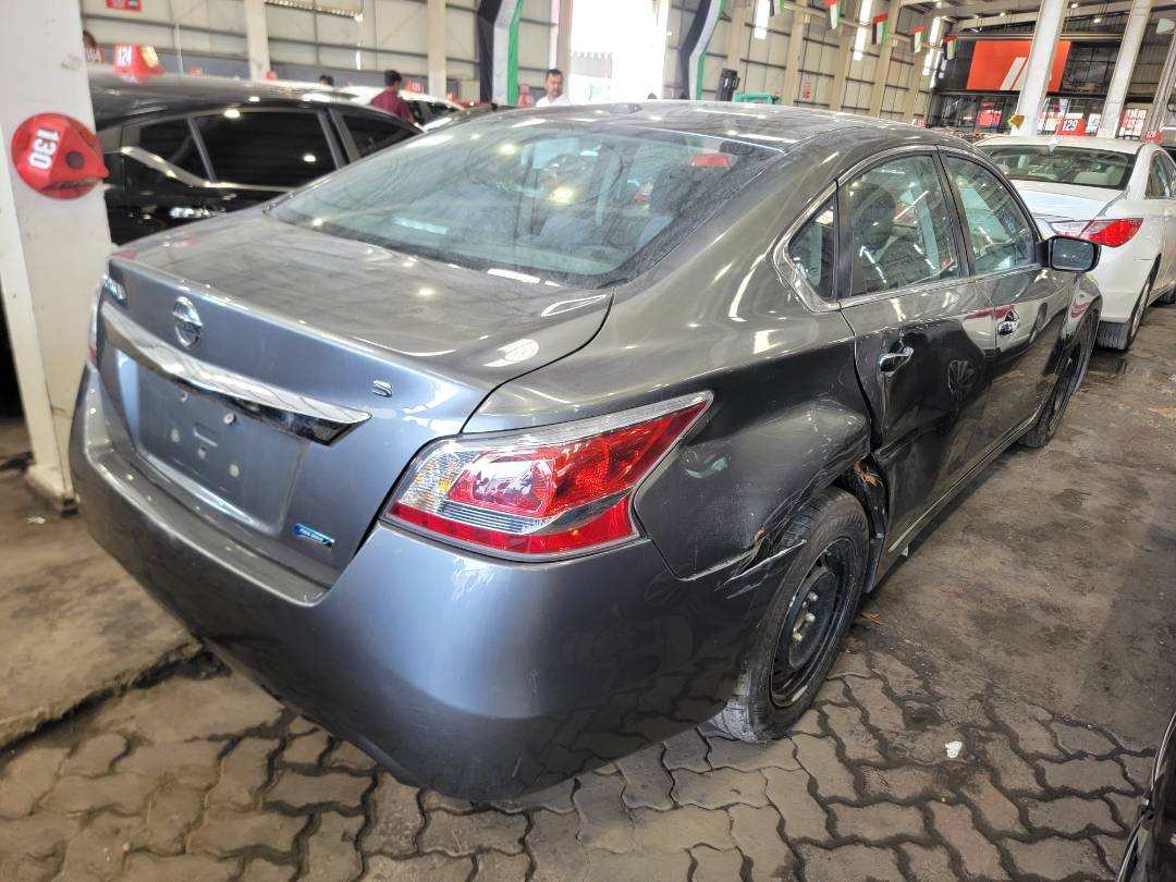 2014 NISSAN ALTIMA — 152272 Miles — Lot 45012383 - Marhaba Auctions Used Cars - Image 4