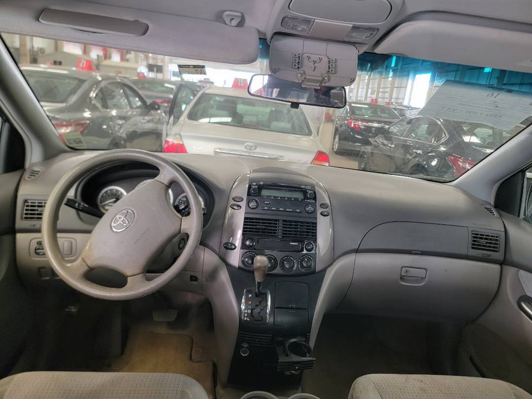 2010 TOYOTA SIENNA — 201758 Miles — Lot 38467545 — Main - Marhaba Auctions Used Cars - Image 7