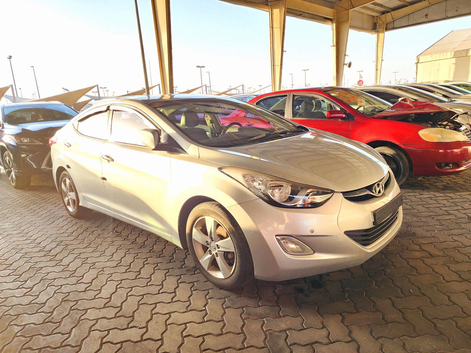 2013 HYUNDAI AVANTE — 191606 KM — Lot 754494 — Souq - Marhaba Auctions Used Cars - Image 4
