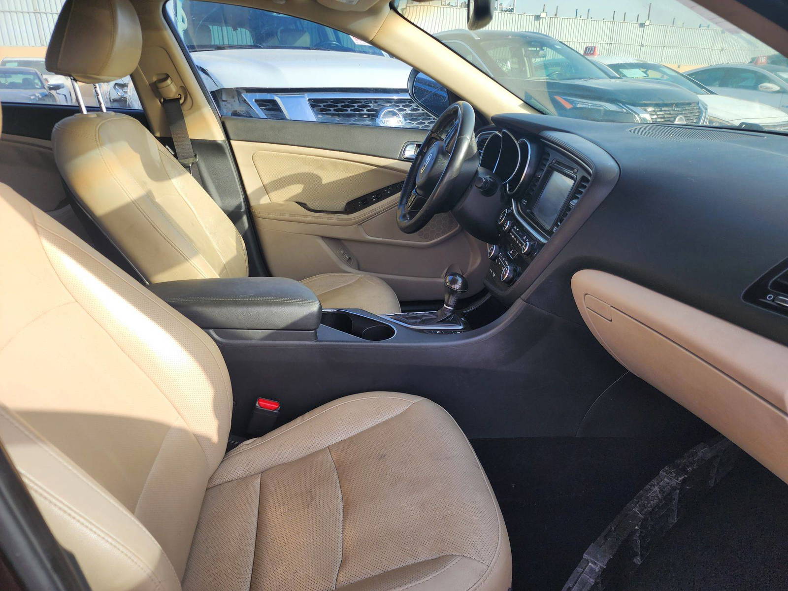 2014 KIA OPTIMA — 140016 Miles — Lot 93952665 - Marhaba Auctions Used Cars - Image 8