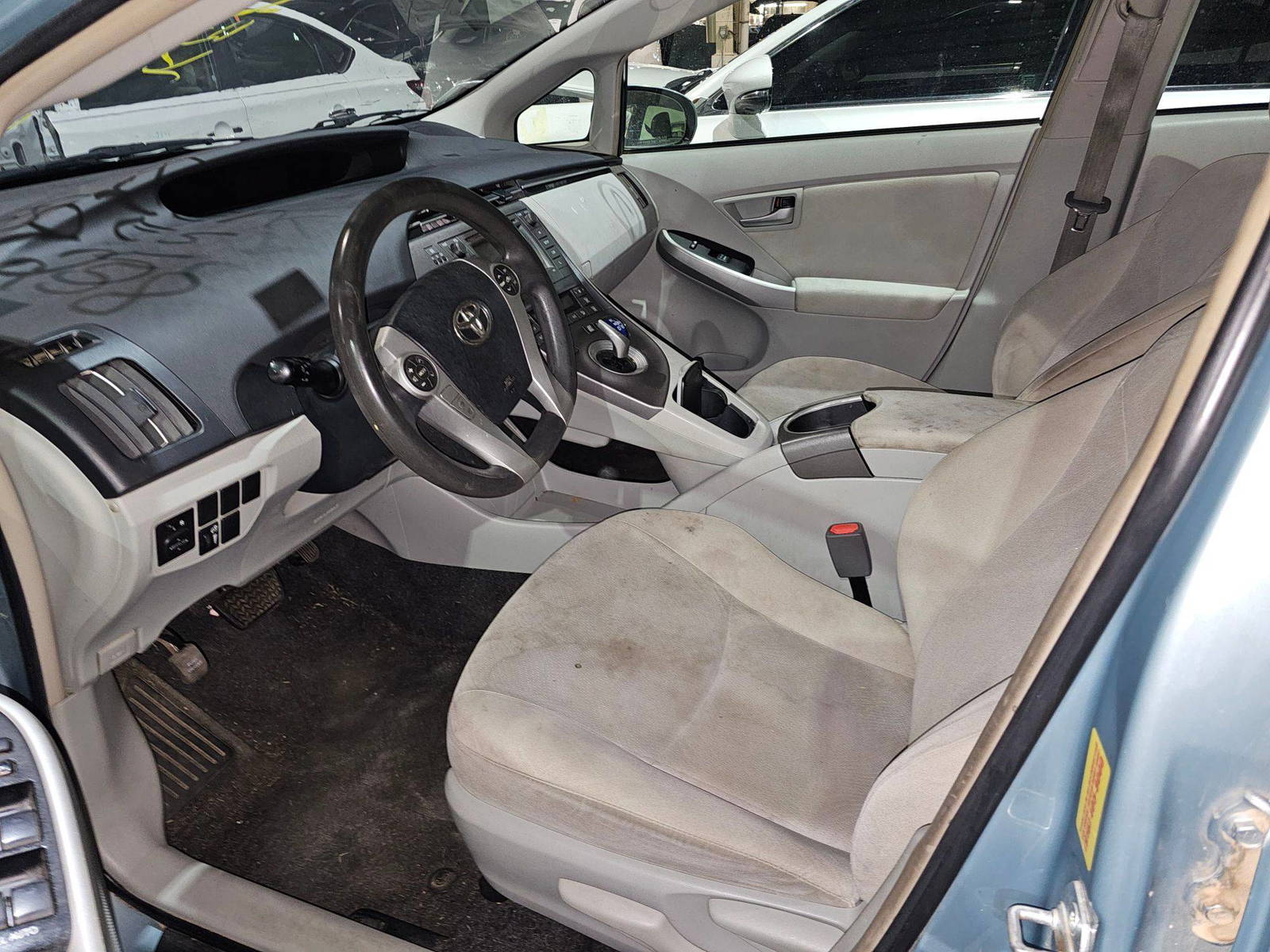 2014 TOYOTA PRIUS — 190159 Miles — Lot 64802525 — Souq - Marhaba Auctions Used Cars - Image 9