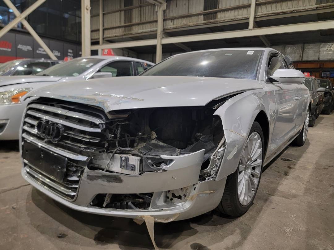 2012 AUDI A8 — 367831 KM — Lot CN026009 — Main - Marhaba Auctions Used Cars - Image 5