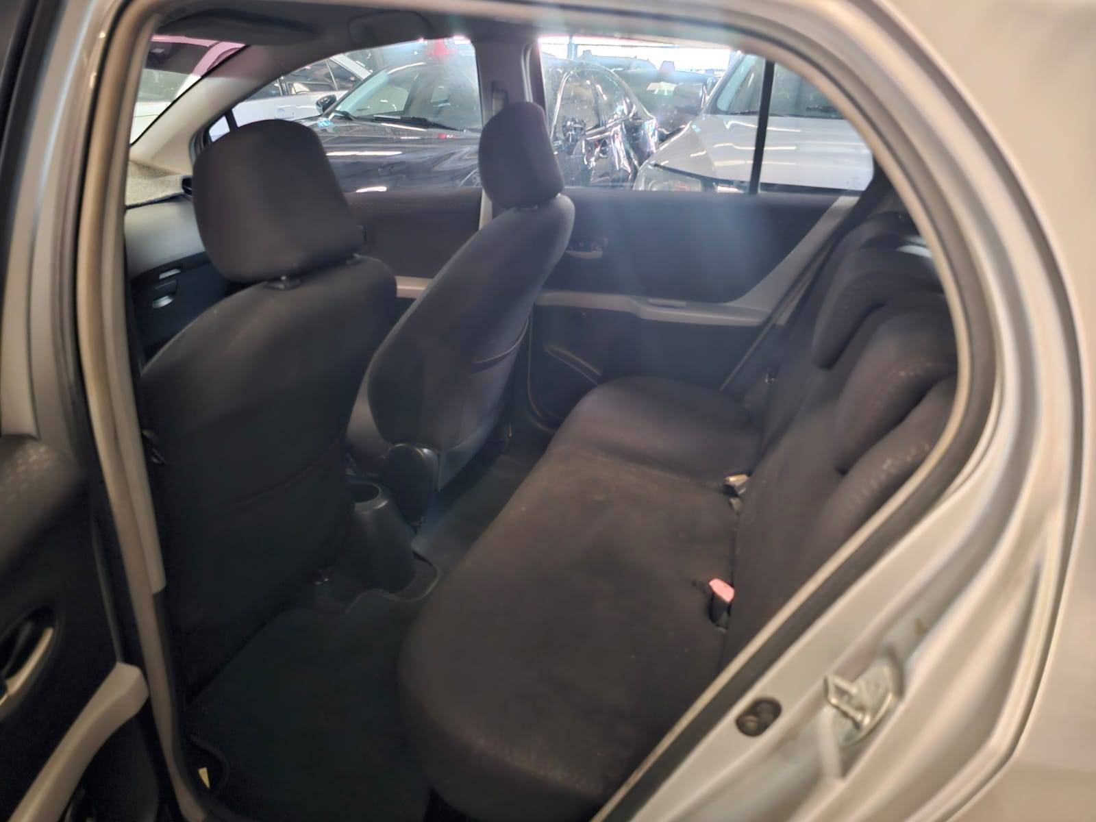 2011 TOYOTA YARIS — 193673 KM — Lot B5164590 — Main - Marhaba Auctions Used Cars - Image 7