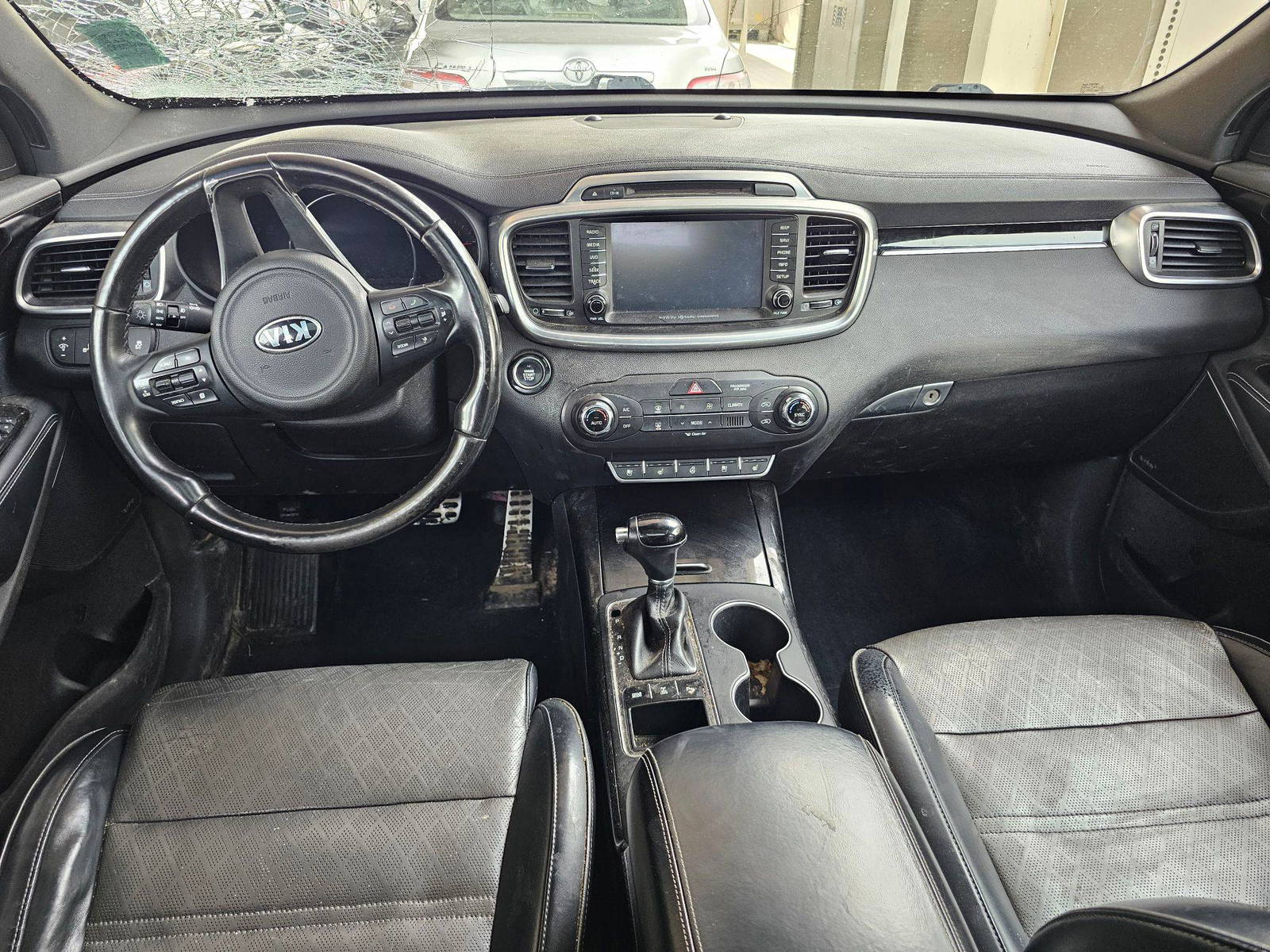 KIA SORENTO 2016 - Marhaba Auction Used Cars - Image 7