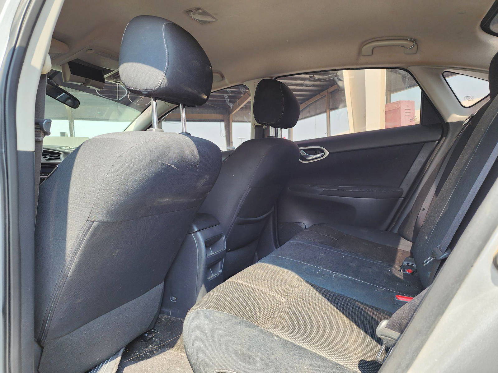 2016 NISSAN SENTRA — 142689 Miles — Lot P0GY284106 — Souq - Marhaba Auctions Used Cars - Image 6