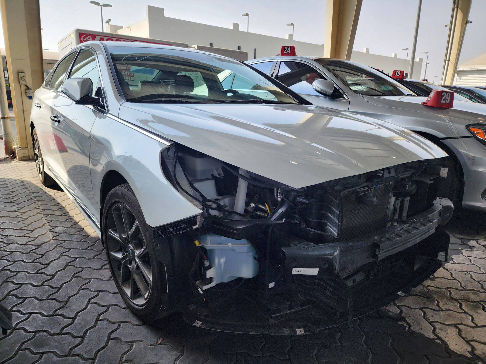 2018 HYUNDAI SONATA — 40745 Miles — Lot 68699 — Souq - Marhaba Auctions Used Cars - Image 4
