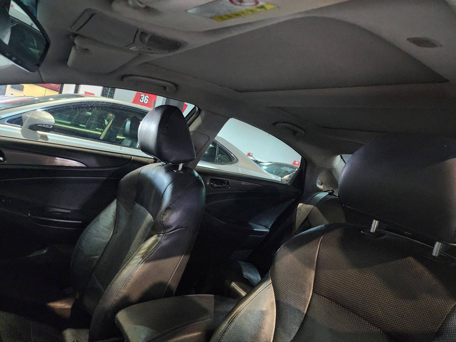 2012 HYUNDAI SONATA — 220888 KM — Lot 018100 — Al Quoz - Marhaba Auctions Used Cars - Image 10