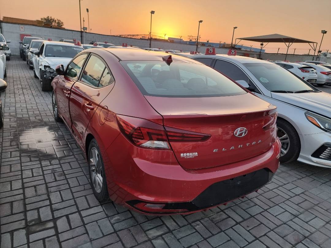 2019 HYUNDAI ELANTRA — 85427 Miles — Lot U744852 — Ind. 12 - Marhaba Auctions Used Cars - Image 4