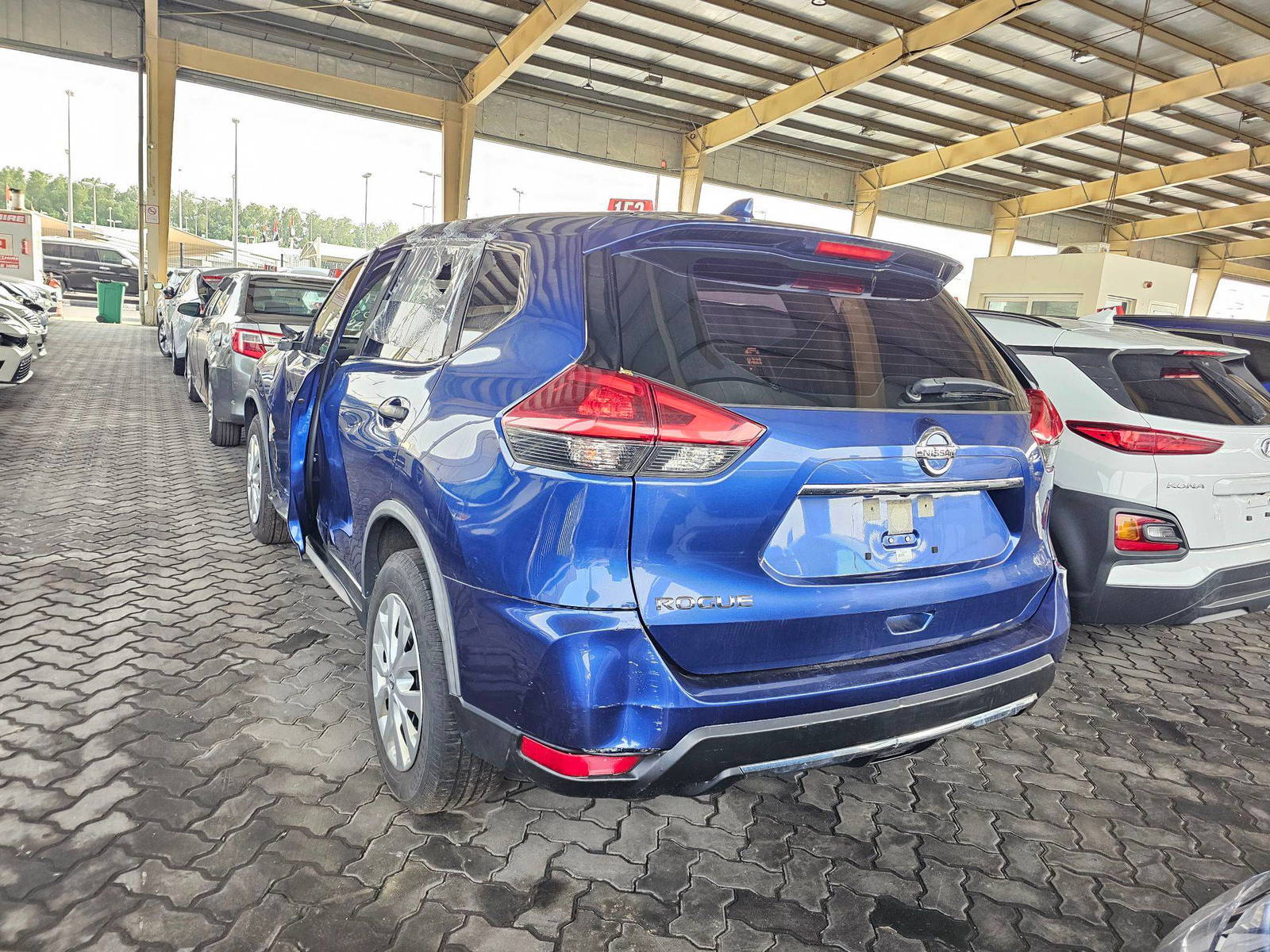 NISSAN ROGUE 2020 - Marhaba Auction Used Cars - Image 3