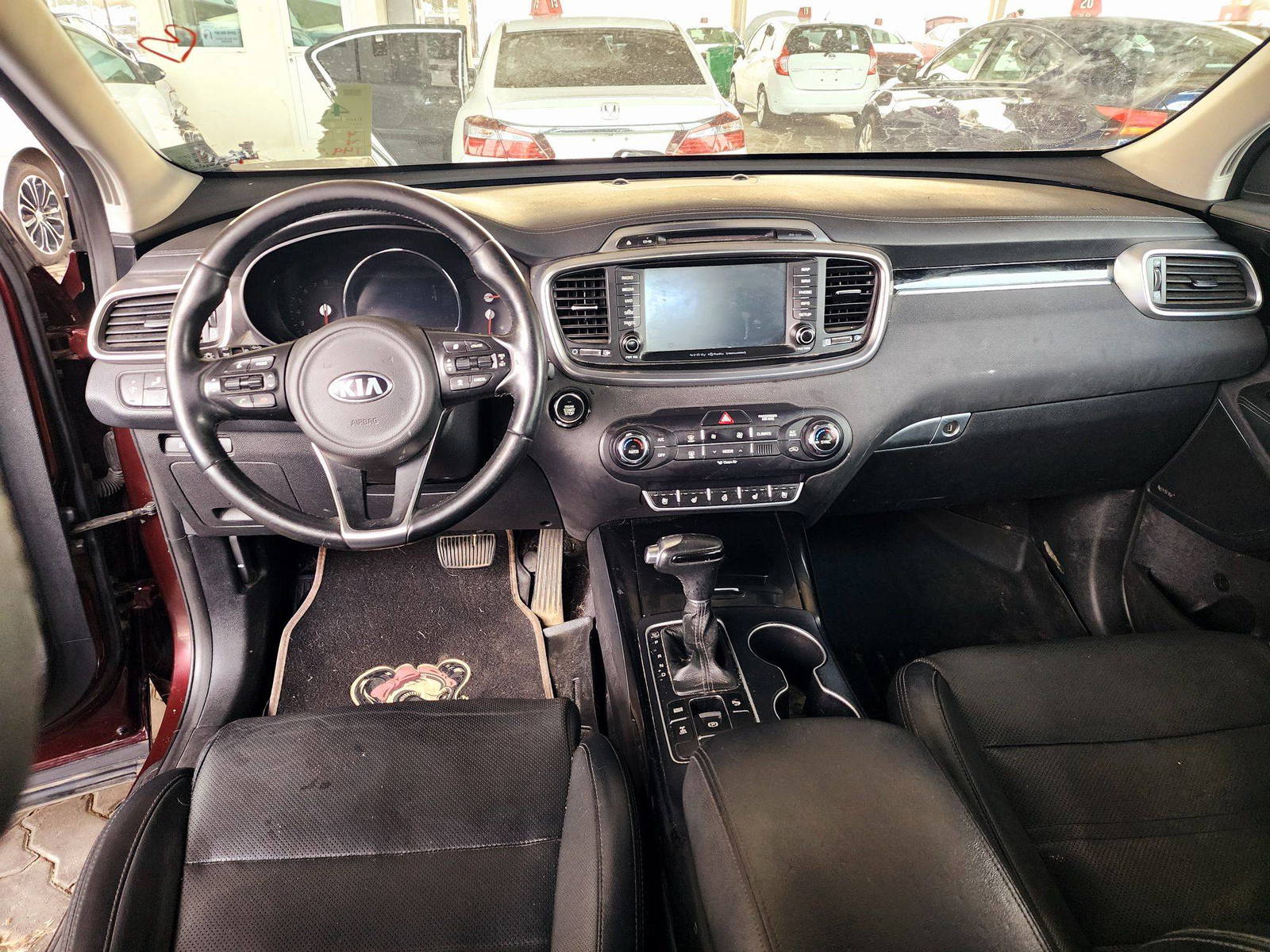 2017 KIA SORENTO — 149819 Miles — Lot 40626445 — Souq - Marhaba Auctions Used Cars - Image 7