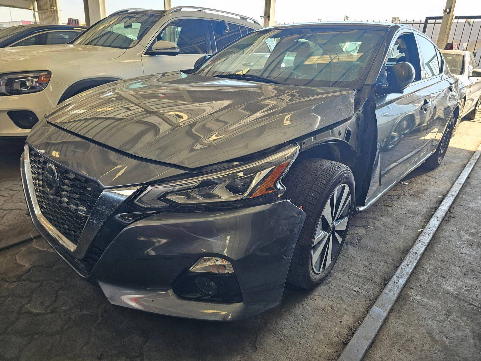 2019 NISSAN ALTIMA — 95424 Miles — Lot 4KC246147 — Main - Marhaba Auctions Used Cars - Image 3