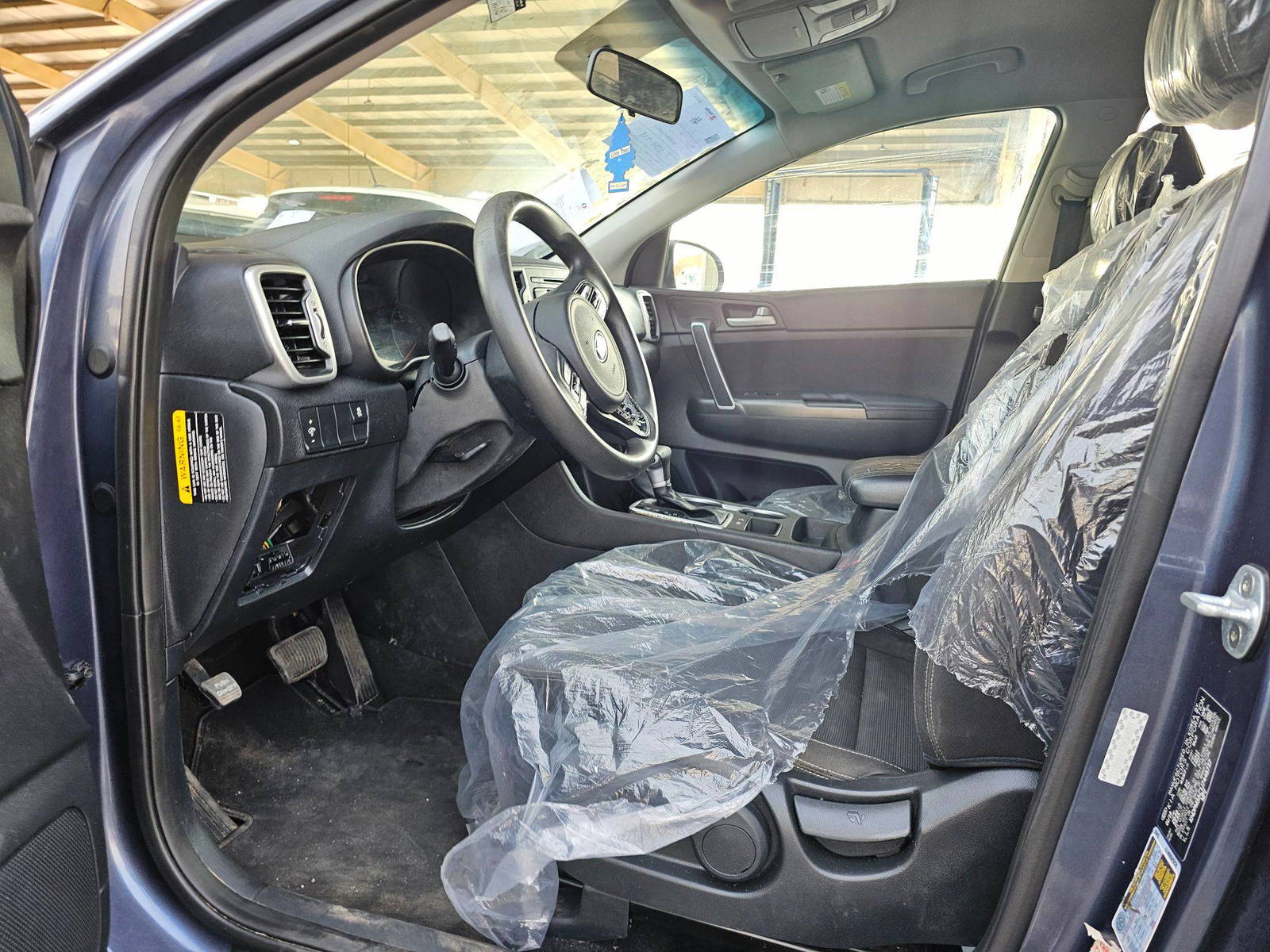 2018 KIA SPORTAGE — 184471 Miles — Lot AC1J7448737 — Souq - Marhaba Auctions Used Cars - Image 8