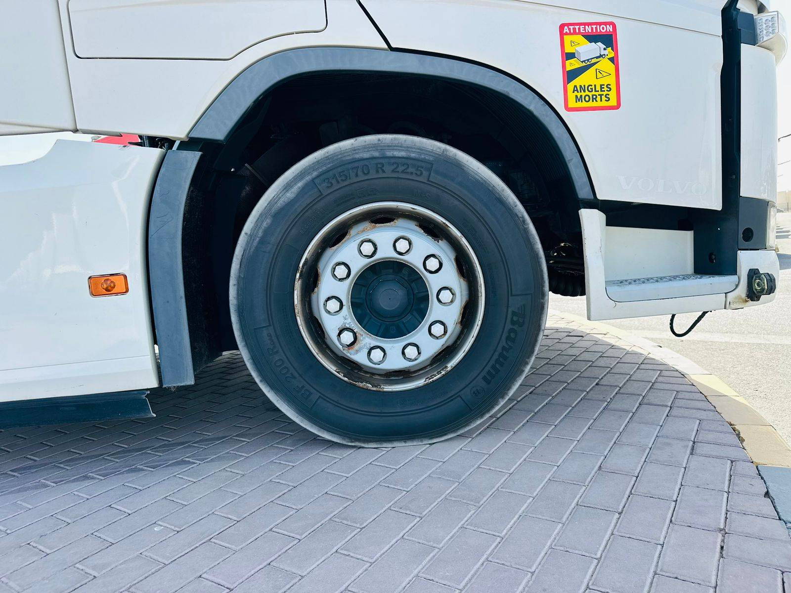 VOLVO FH-Series 2016 - Marhaba Auction Used Cars - Image 16