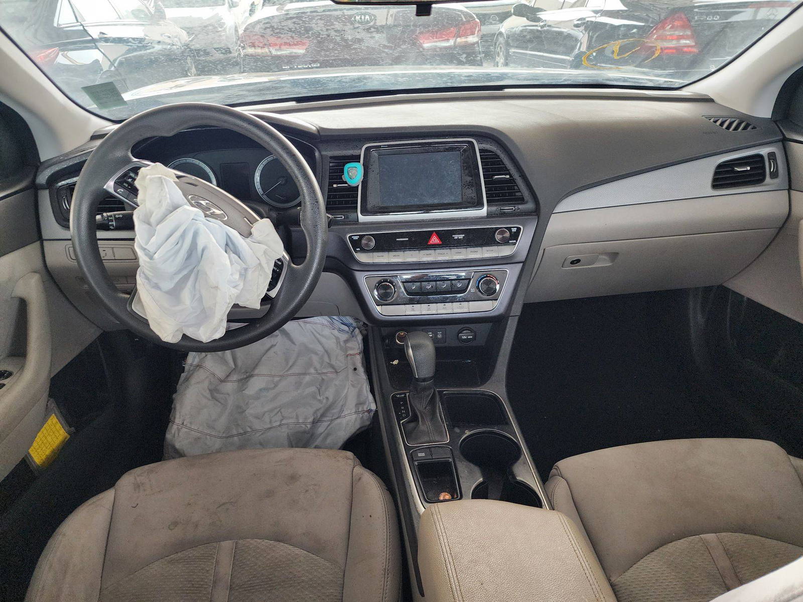 2018 HYUNDAI SONATA — 80023 Miles — Lot 84588664 — Souq - Marhaba Auctions Used Cars - Image 7