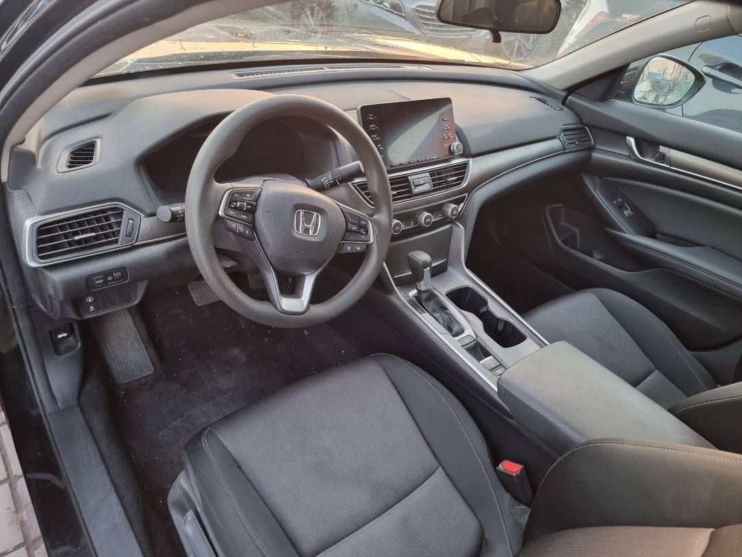 2019 HONDA ACCORD — 138497 Miles — Lot A049666 — Souq - Marhaba Auctions Used Cars - Image 17