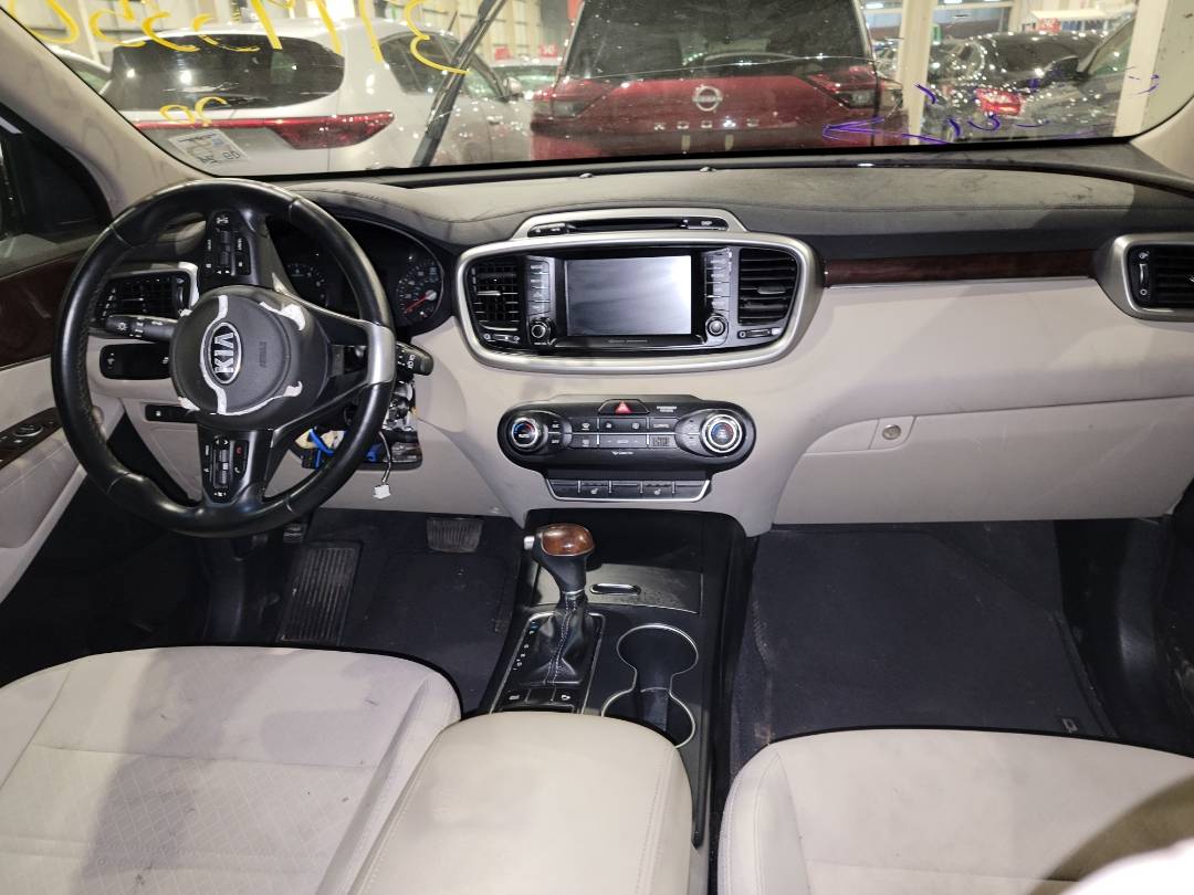 2018 KIA SORENTO — 171678 Miles — Lot 37795350 - Marhaba Auctions Used Cars - Image 5