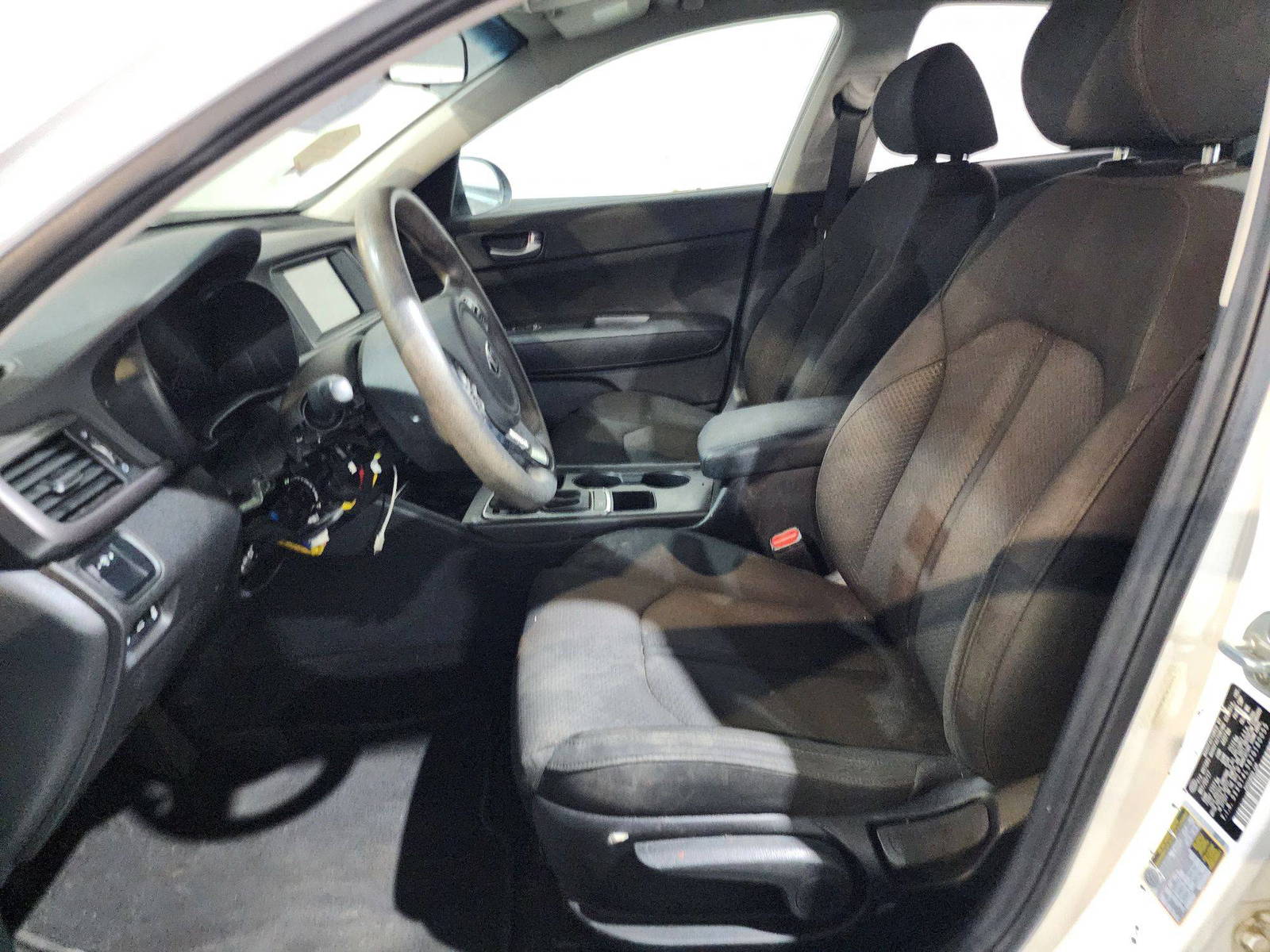 2018 KIA OPTIMA — 115725 Miles — Lot 124578 — Al Quoz - Marhaba Auctions Used Cars - Image 9