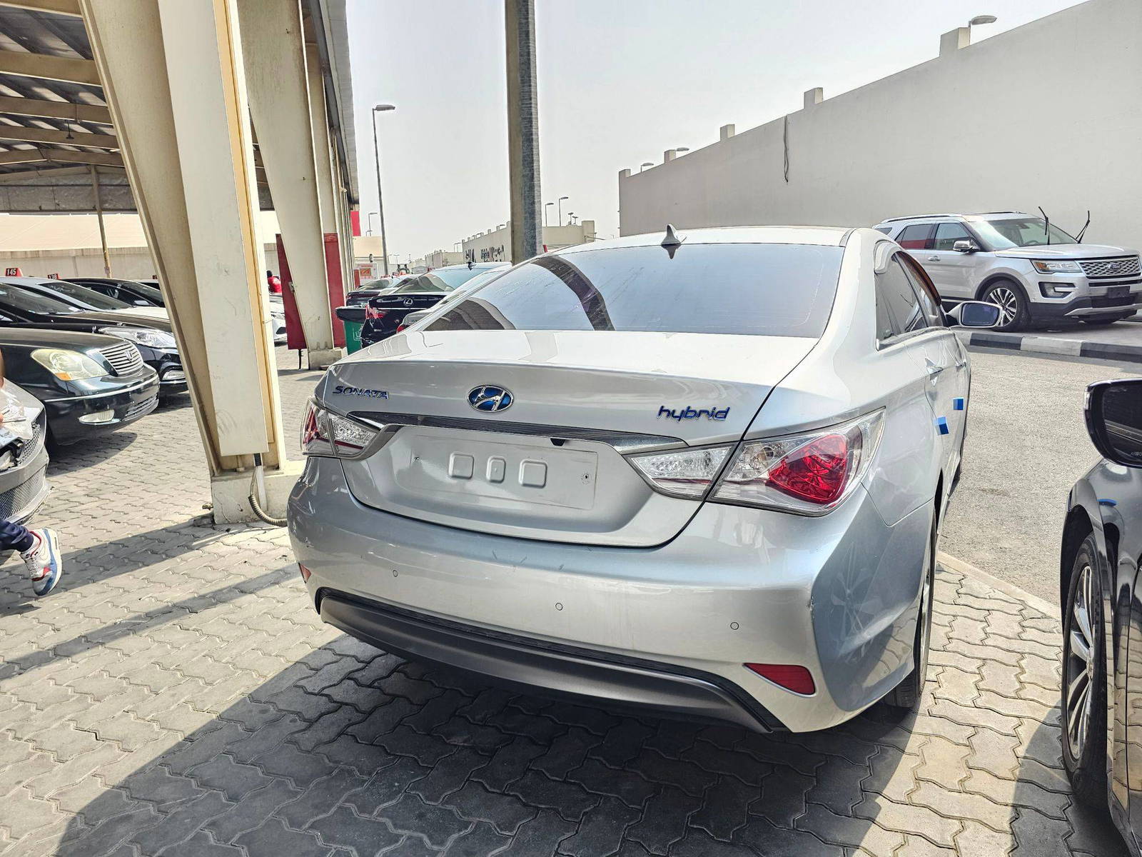 2012 HYUNDAI SONATA — 240790 KM — Lot 011923 — Main - Marhaba Auctions Used Cars - Image 3