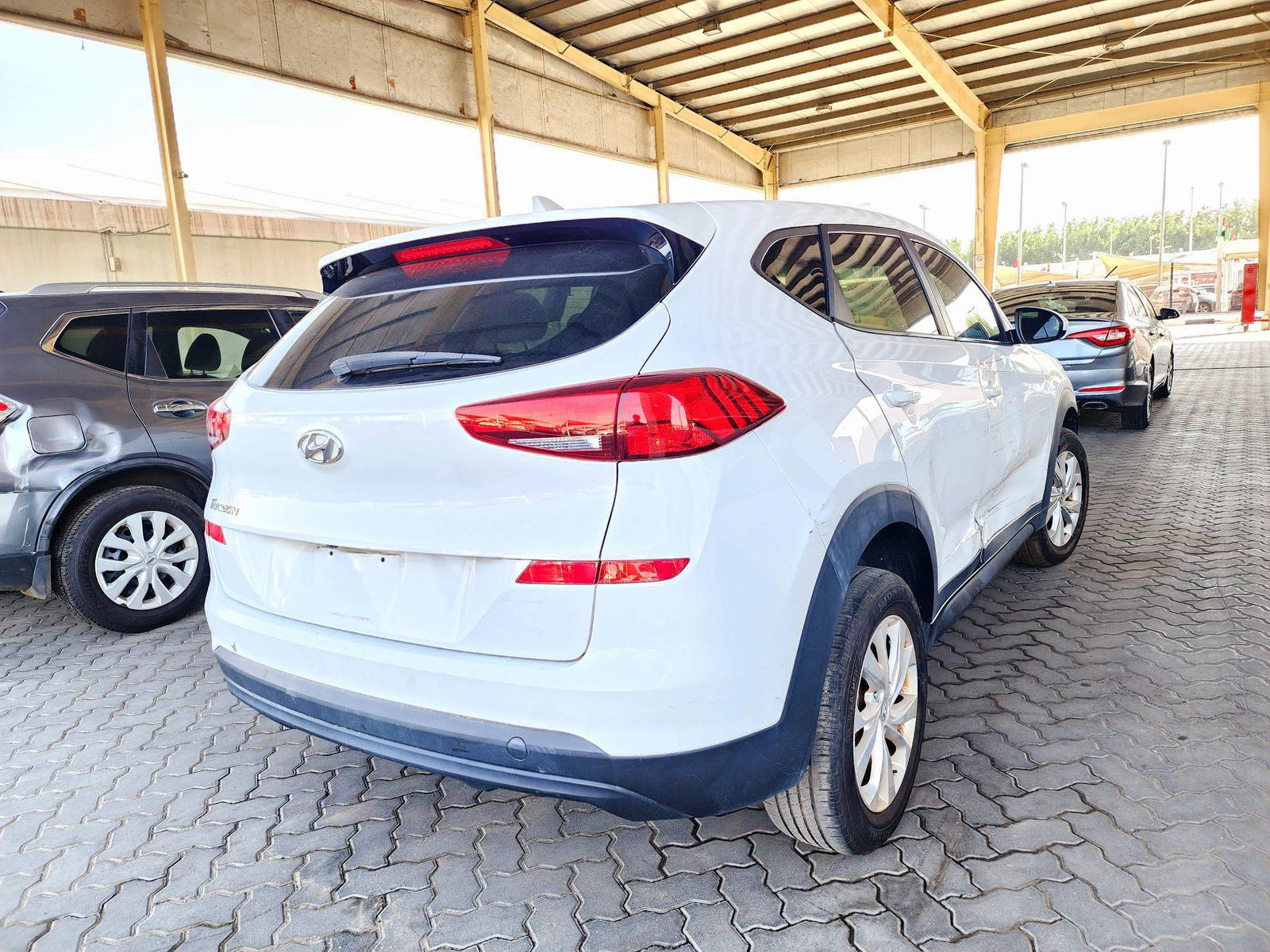 2019 HYUNDAI TUCSON — 126999 Miles — Lot 215487 — Souq - Marhaba Auctions Used Cars - Image 3