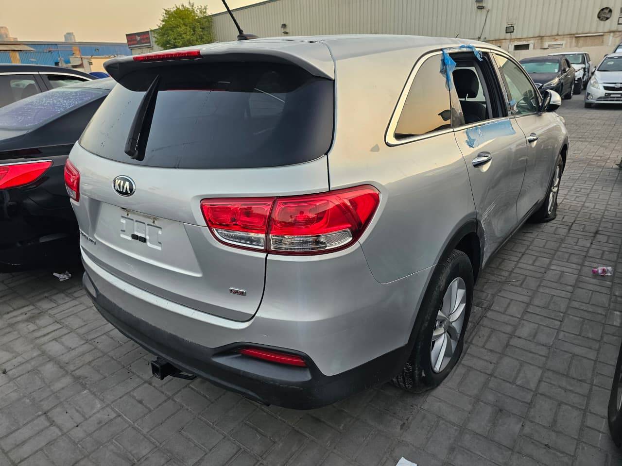 2018 KIA SORENTO — 178369 Miles — Lot 41802804 — Main - Marhaba Auctions Used Cars - Image 5