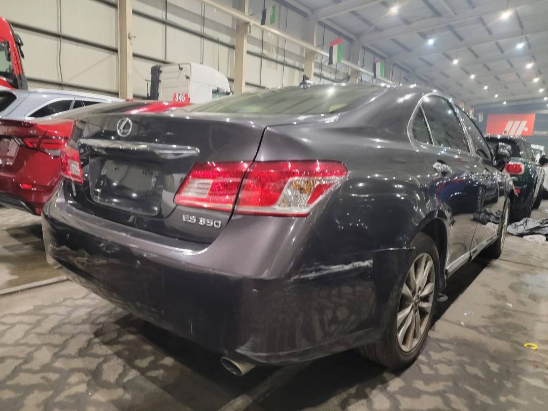 2012 LEXUS ES 350 — 235777 Miles — Lot 2501518 — Main - Marhaba Auctions Used Cars - Image 3