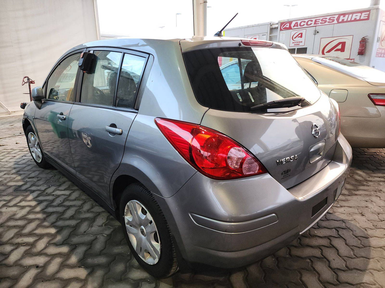 2012 NISSAN VERSA — 186992 Miles — Lot 38373413 - Marhaba Auctions Used Cars - Image 3