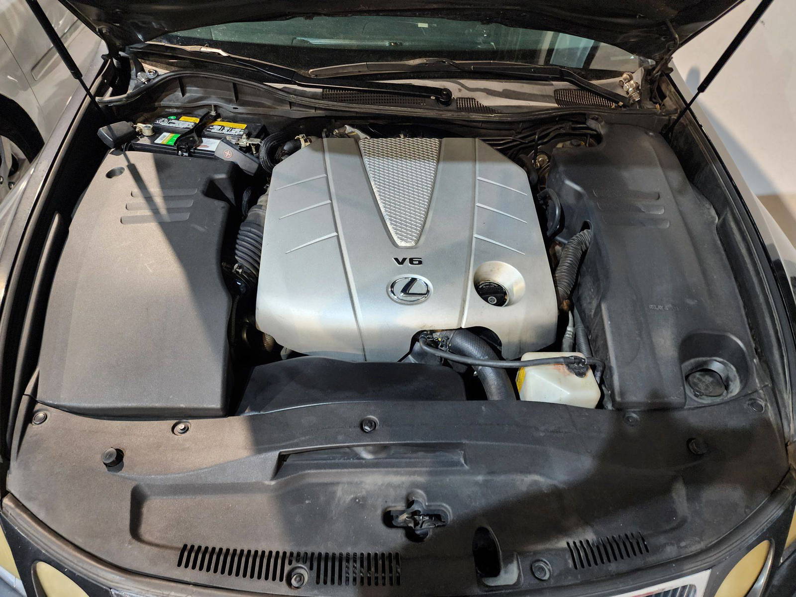 2007 LEXUS GS 350 — 260253 Miles — Lot 70023329 — Al Quoz - Marhaba Auctions Used Cars - Image 11
