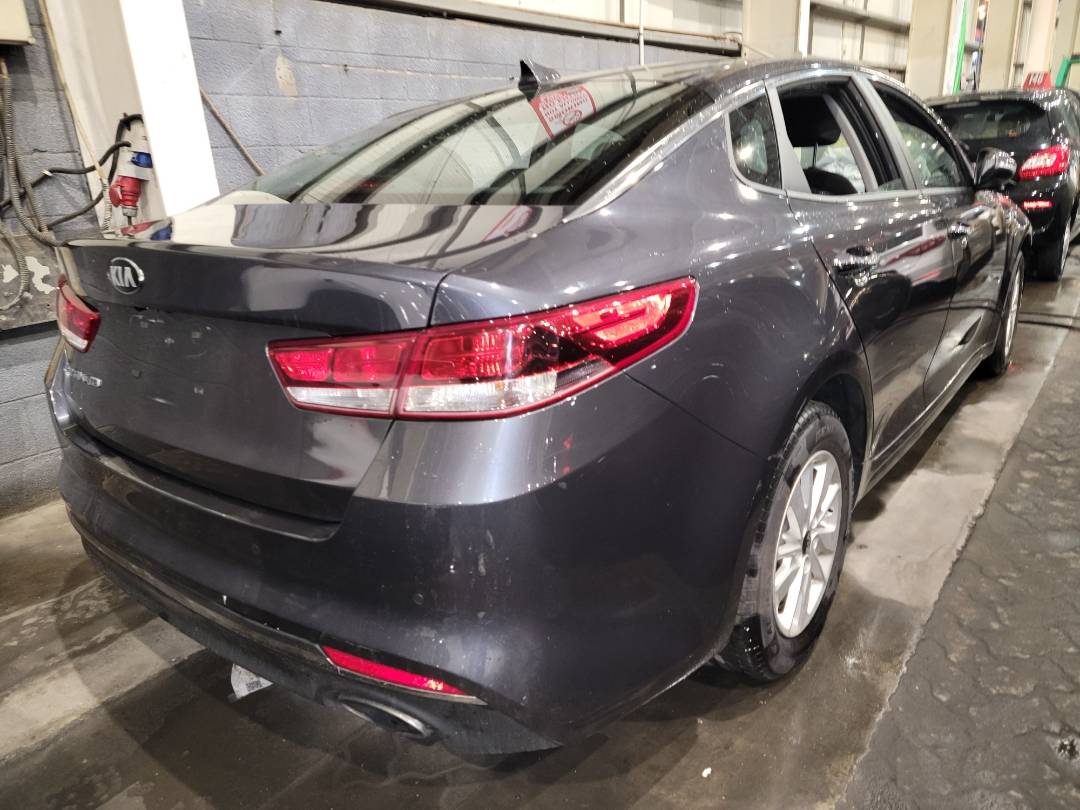2018 KIA OPTIMA — 83511 Miles — Lot 37629342 - Marhaba Auctions Used Cars - Image 4
