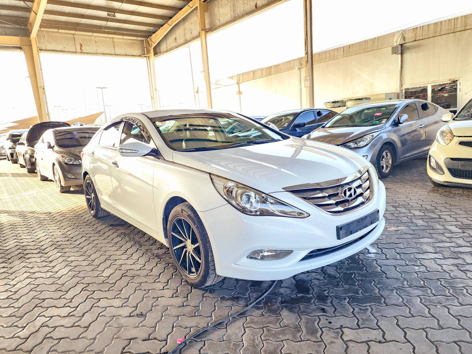 2011 HYUNDAI SONATA — 139412 KM — Lot 206307 — Main - Marhaba Auctions Used Cars - Image 4