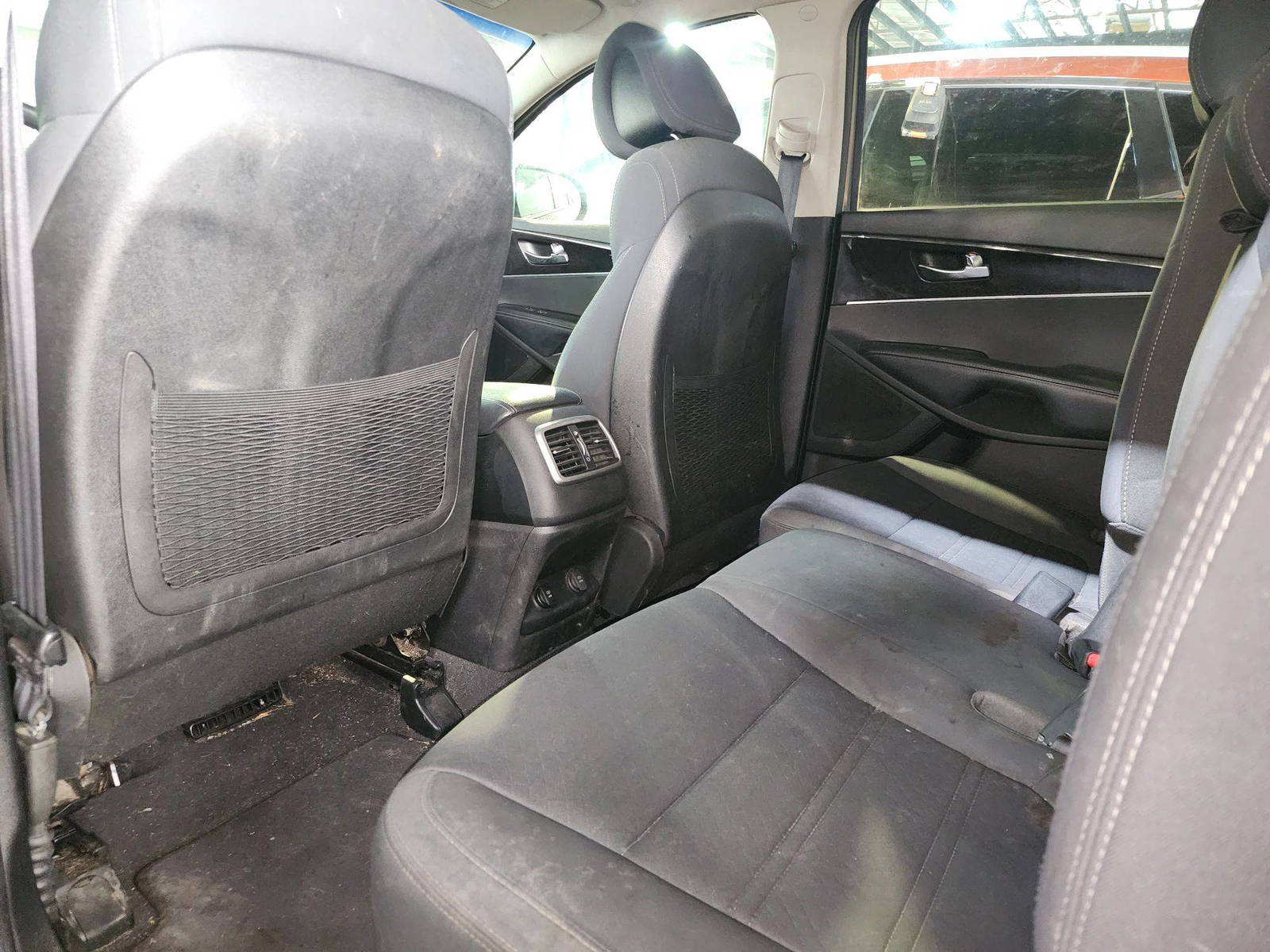 KIA SORENTO 2017 - Marhaba Auction Used Cars - Image 7