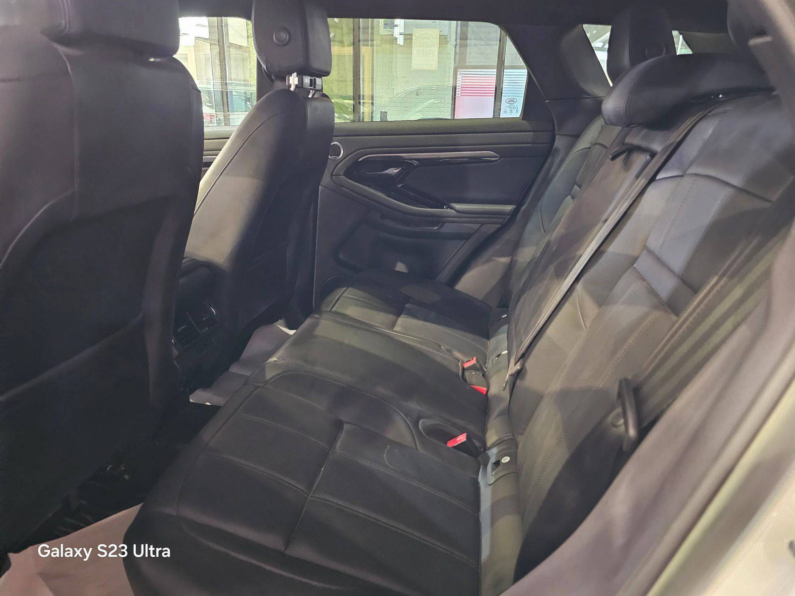 2023 LAND ROVER RANGE ROVER EVOQUE R-DYNAMIC S — 22361 Miles — Lot PH198832 — Main - Marhaba Auctions Used Cars - Image 9
