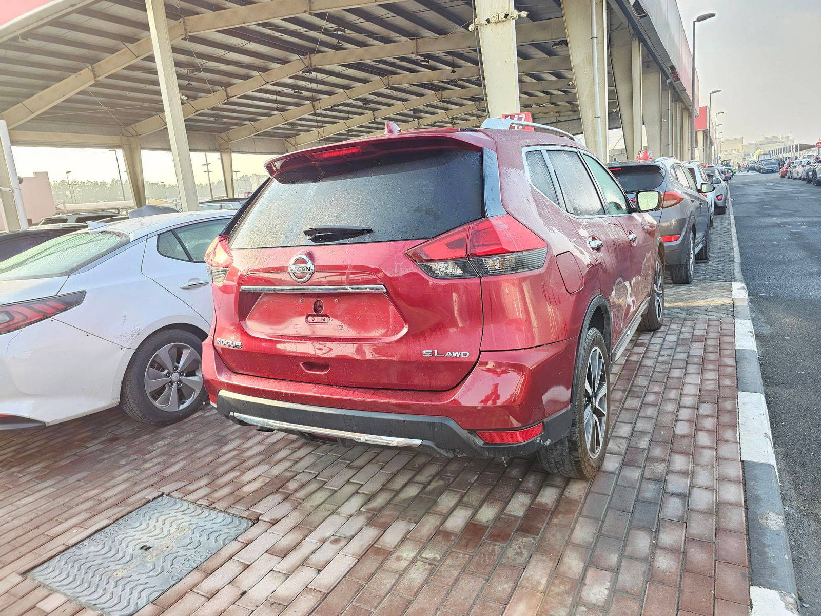 2019 NISSAN ROGUE — 197995 Miles — Lot XKC727155 — Souq - Marhaba Auctions Used Cars - Image 3