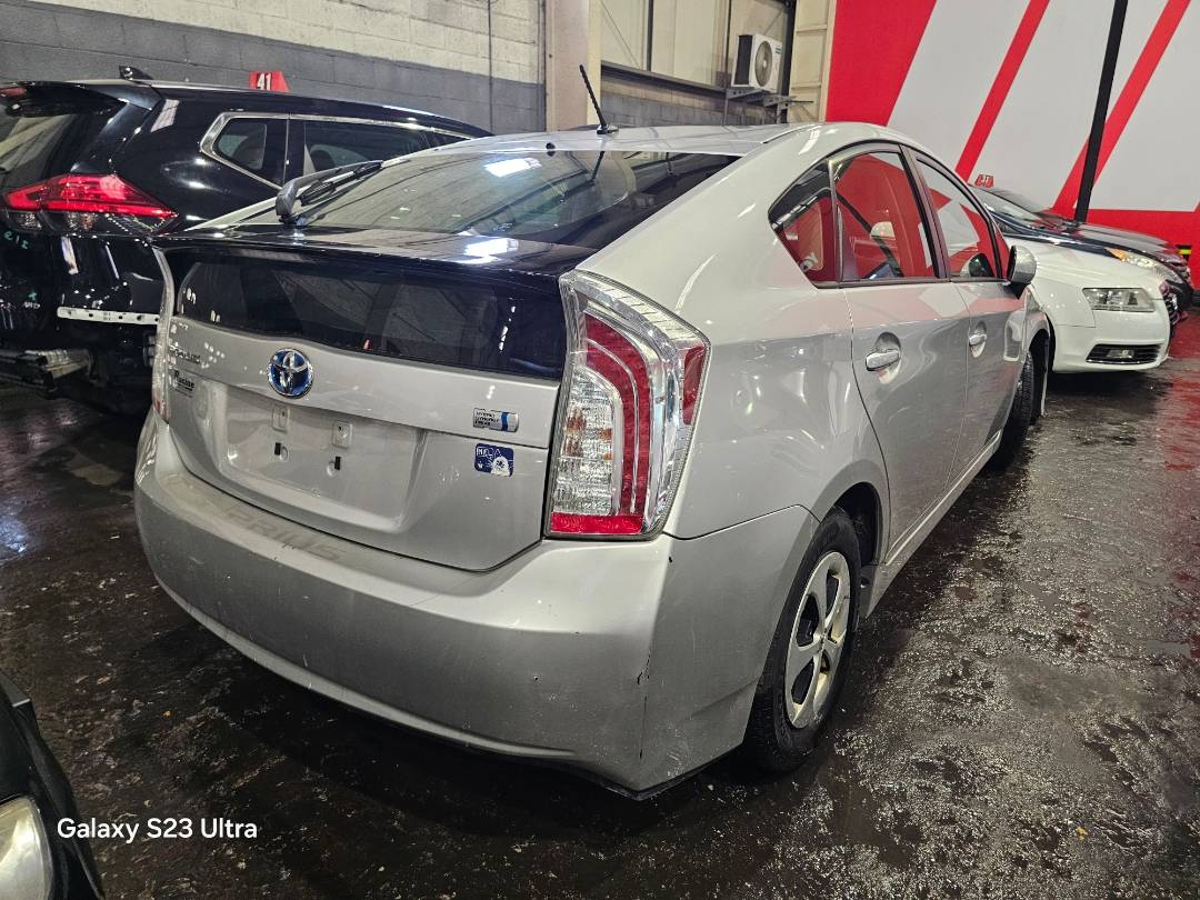 2013 TOYOTA PRIUS — 231606 Miles — Lot 35700003 — Main - Marhaba Auctions Used Cars - Image 4
