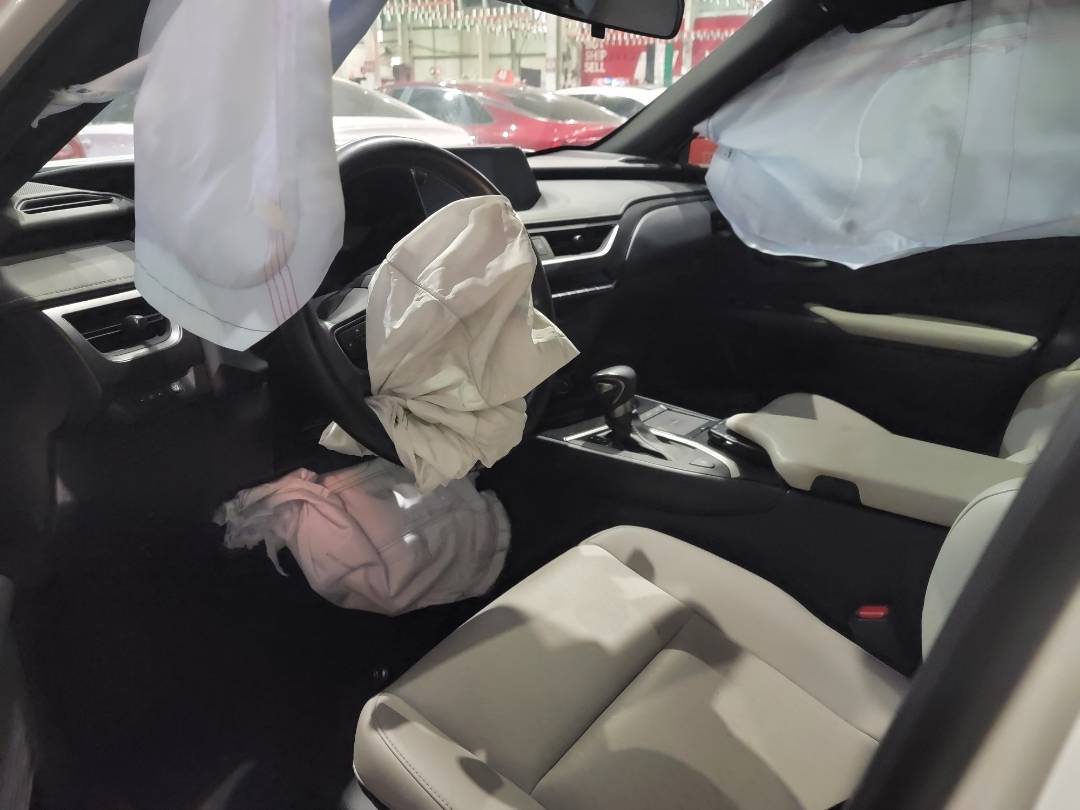2019 LEXUS UX 200 — 53693 Miles — Lot 40194035 — Main - Marhaba Auctions Used Cars - Image 6