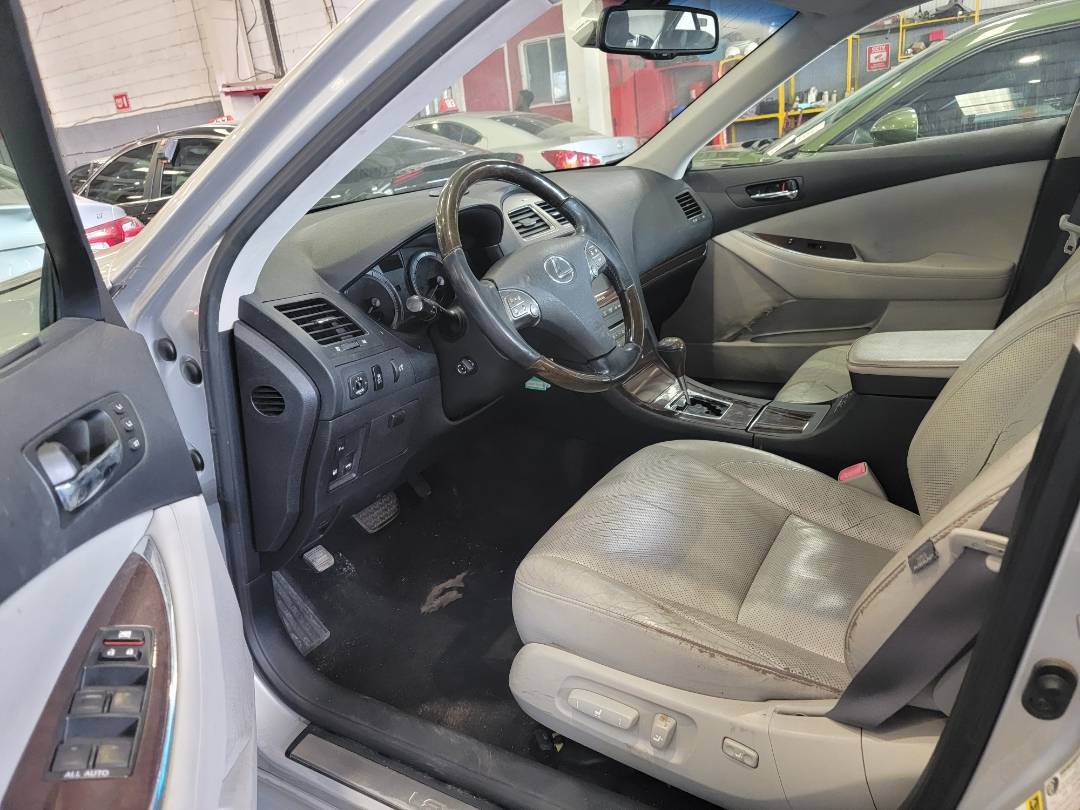 2010 LEXUS ES 350 — 156682 Miles — Lot 406702 — Main - Marhaba Auctions Used Cars - Image 8