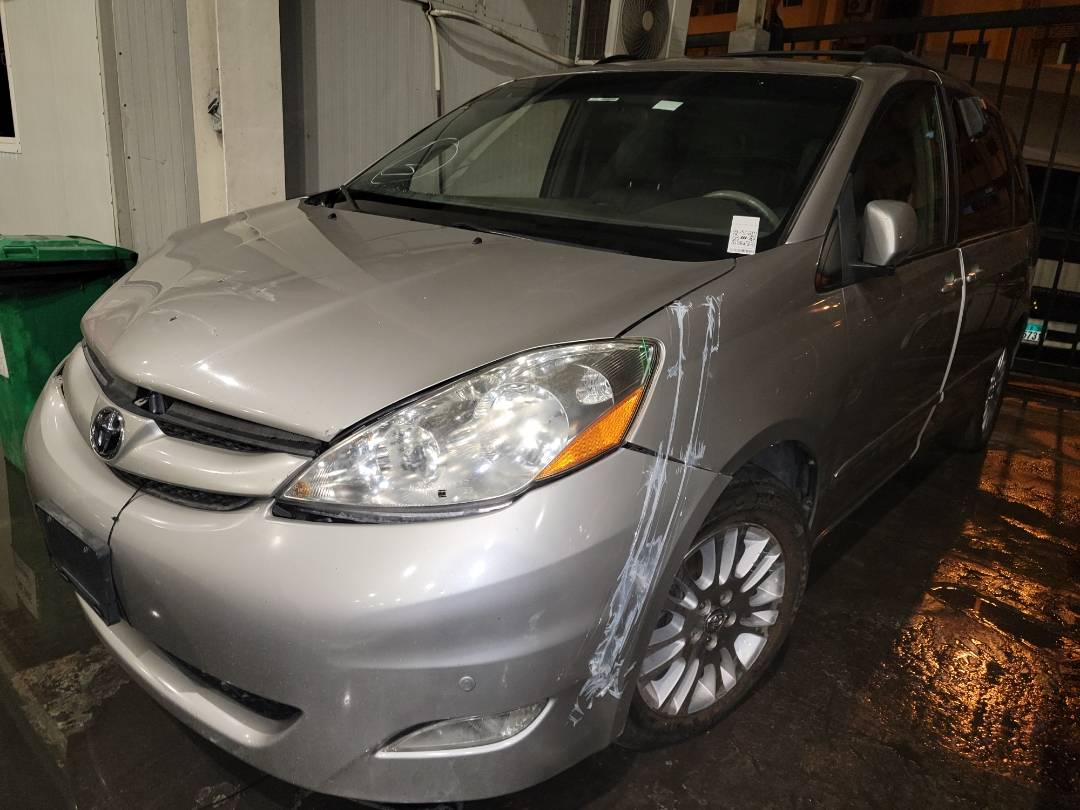 2009 TOYOTA SIENNA — 196358 Miles — Lot 63955953 - Marhaba Auctions Used Cars - Image 8