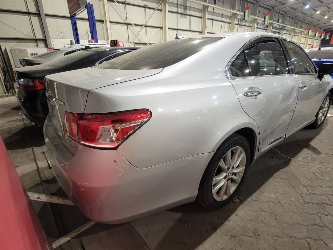 2011 LEXUS ES 350 — 178623 Miles — Lot 9B2421879 — Main - Marhaba Auctions Used Cars - Image 5