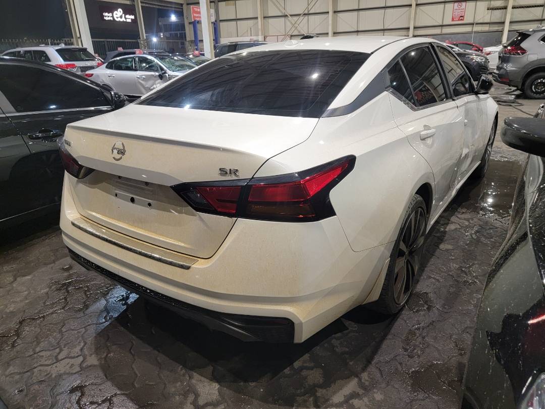 2019 NISSAN ALTIMA — 80036 Miles — Lot C118415 — Main - Marhaba Auctions Used Cars - Image 4