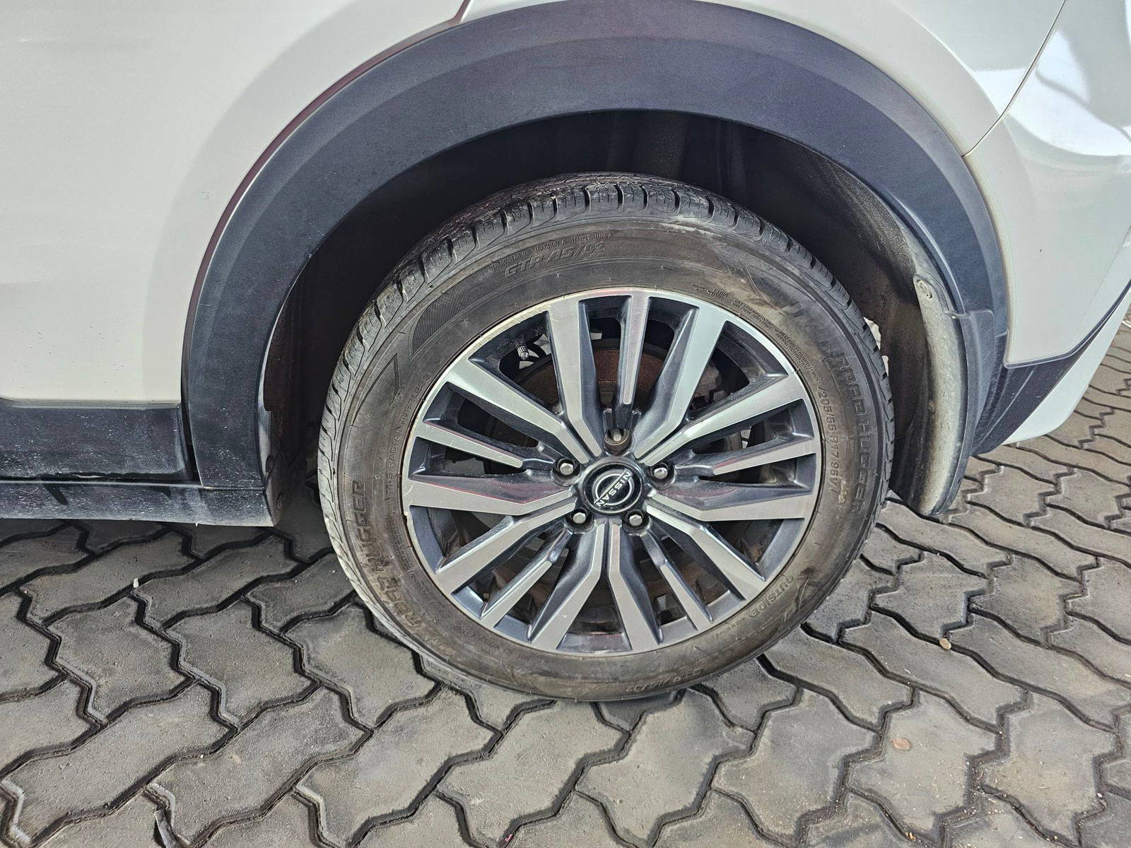 2022 NISSAN KICKS — 61899 Miles — Lot NL483903 — Main - Marhaba Auctions Used Cars - Image 11