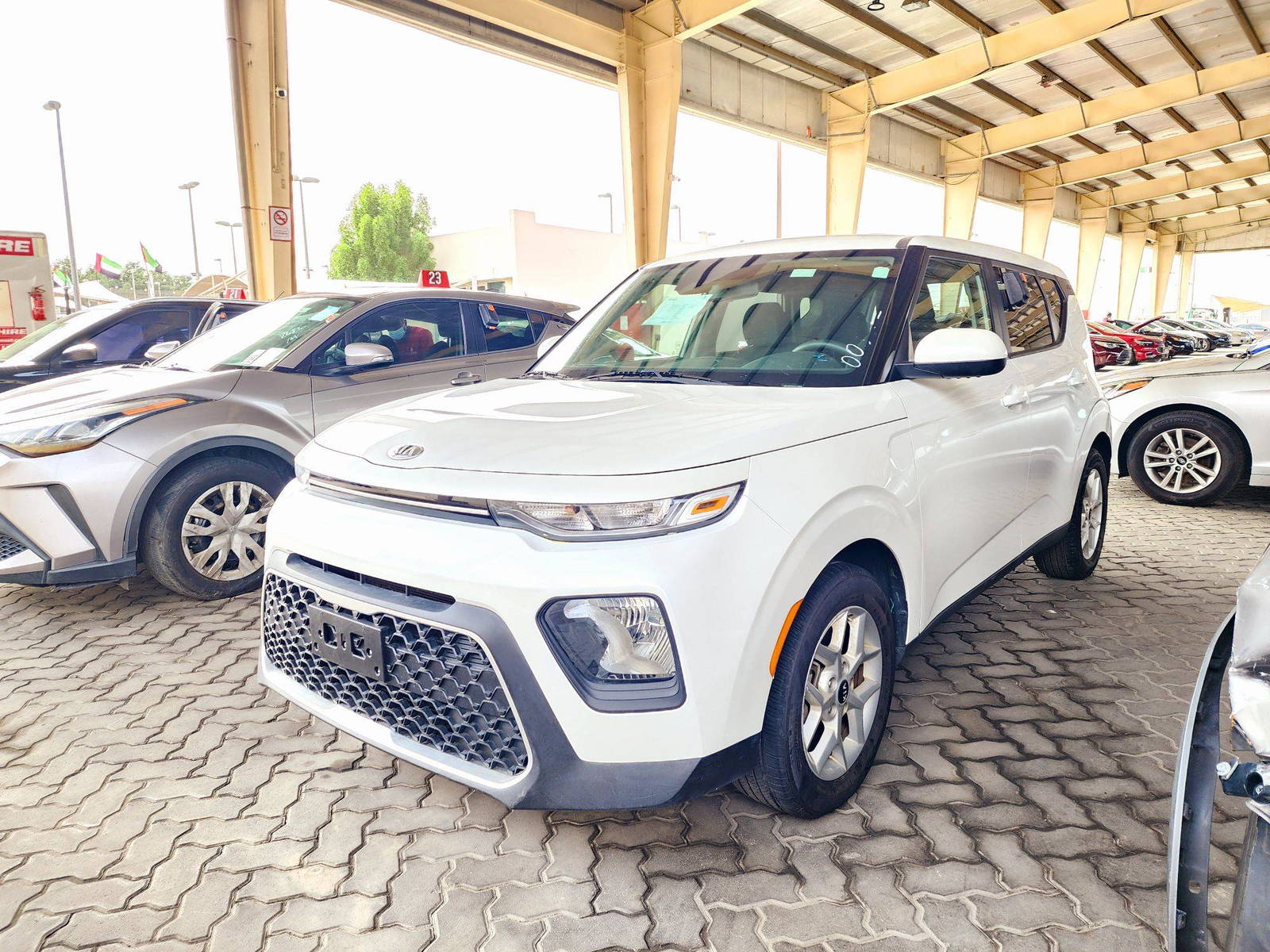 2020 KIA SOUL — 75980 Miles — Lot 008851 — Souq - Marhaba Auctions Used Cars - Image 5