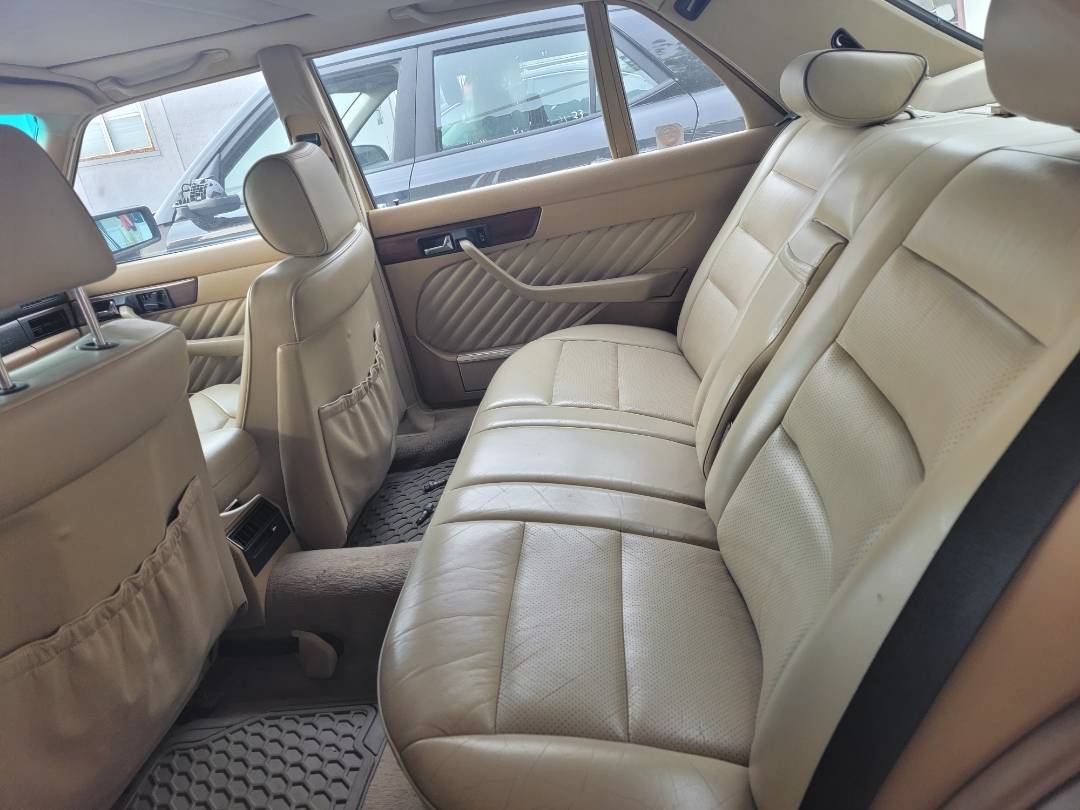 1989 MERCEDES BENZ 420 SEL — 187454 Miles — Lot KA495493 — Main - Marhaba Auctions Used Cars - Image 6