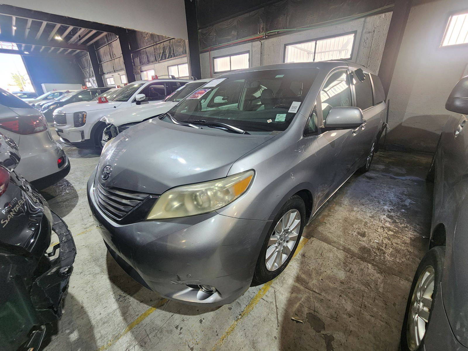 TOYOTA SIENNA 2011 - Marhaba Auction Used Cars - Image 3