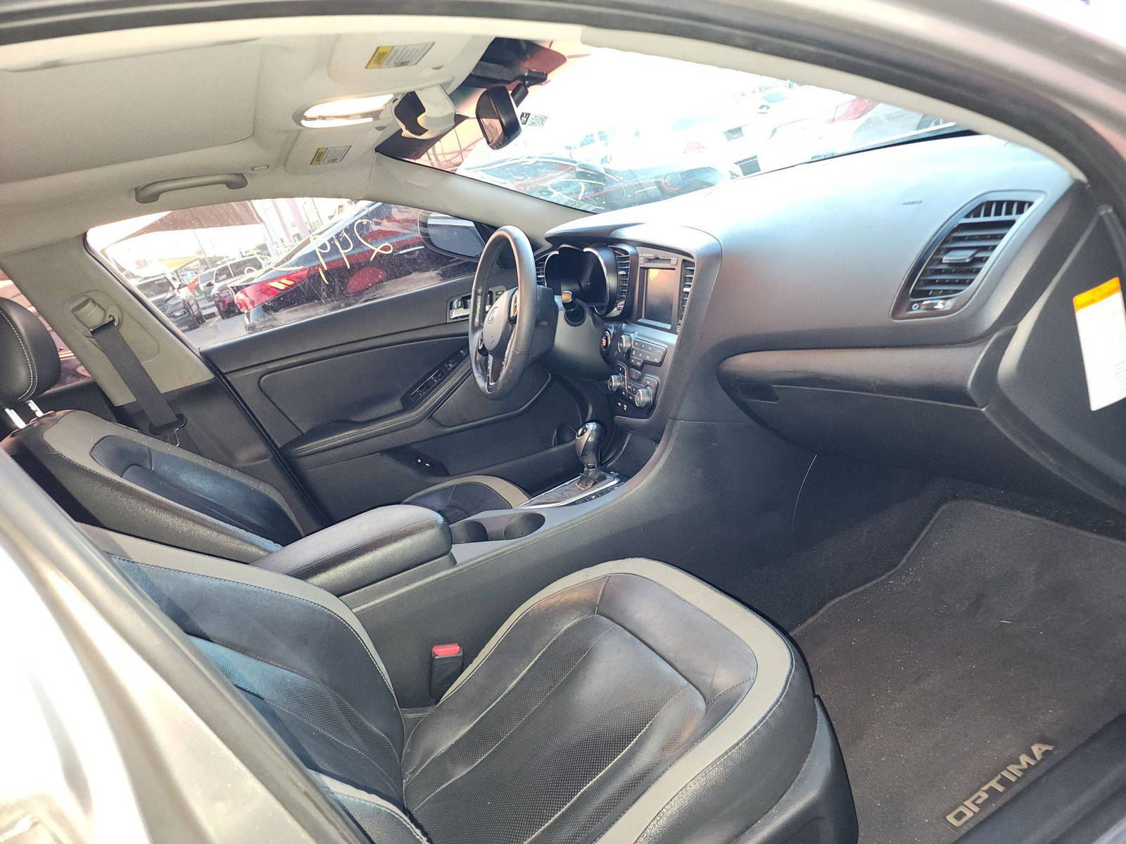 2012 KIA OPTIMA — 249361 Miles — Lot 46265394 — Souq - Marhaba Auctions Used Cars - Image 5