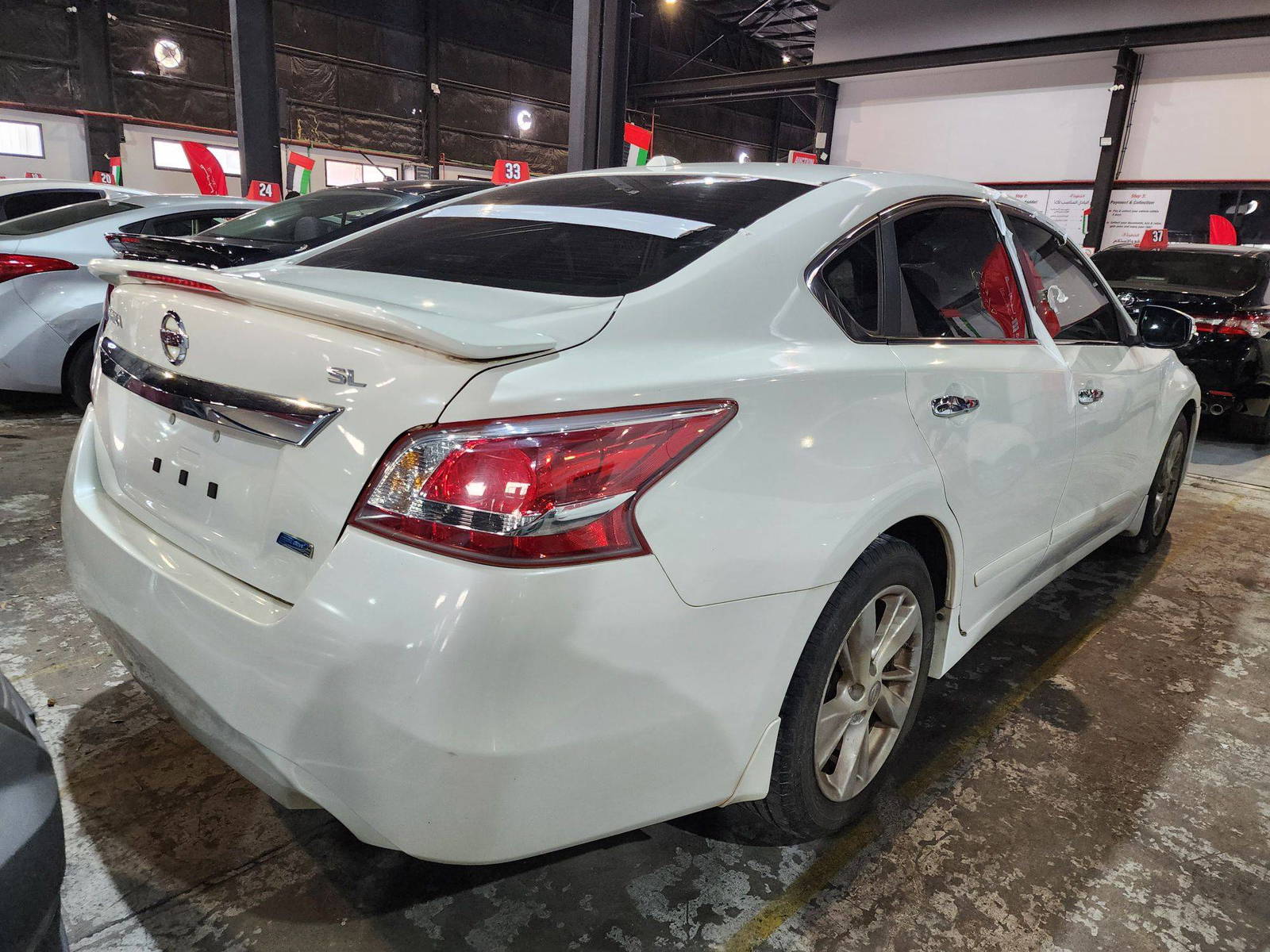 2013 NISSAN ALTIMA — 194004 Miles — Lot 40380242 — Al Quoz - Marhaba Auctions Used Cars - Image 5