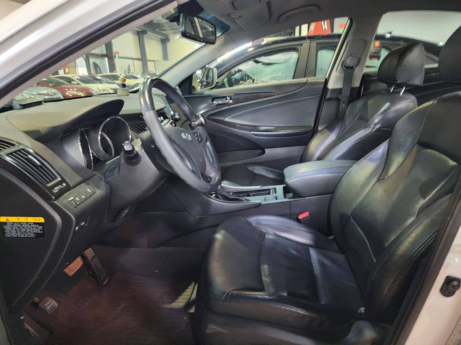 2012 HYUNDAI SONATA — 83259 KM — Lot 434632 — Al Quoz - Marhaba Auctions Used Cars - Image 9