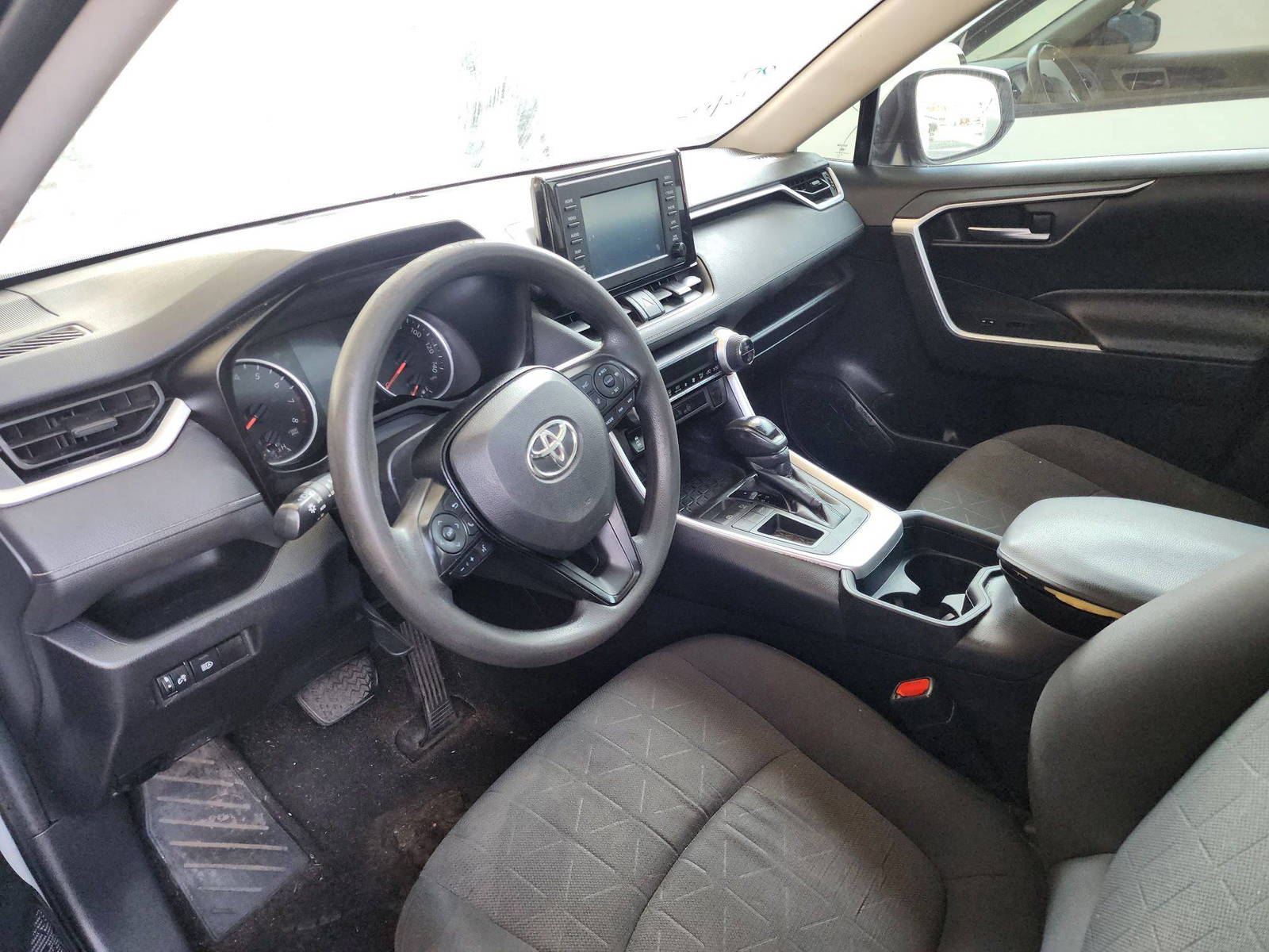 2019 TOYOTA RAV4 — 142822 Miles — Lot 37566353 - Marhaba Auctions Used Cars - Image 6
