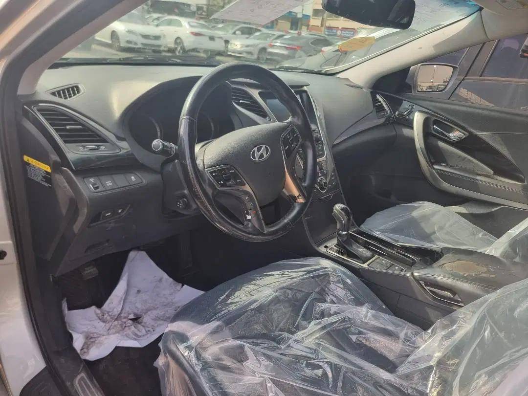 2014 HYUNDAI AZERA — 161526 Miles — Lot JG1EA396426 — Souq - Marhaba Auctions Used Cars - Image 8