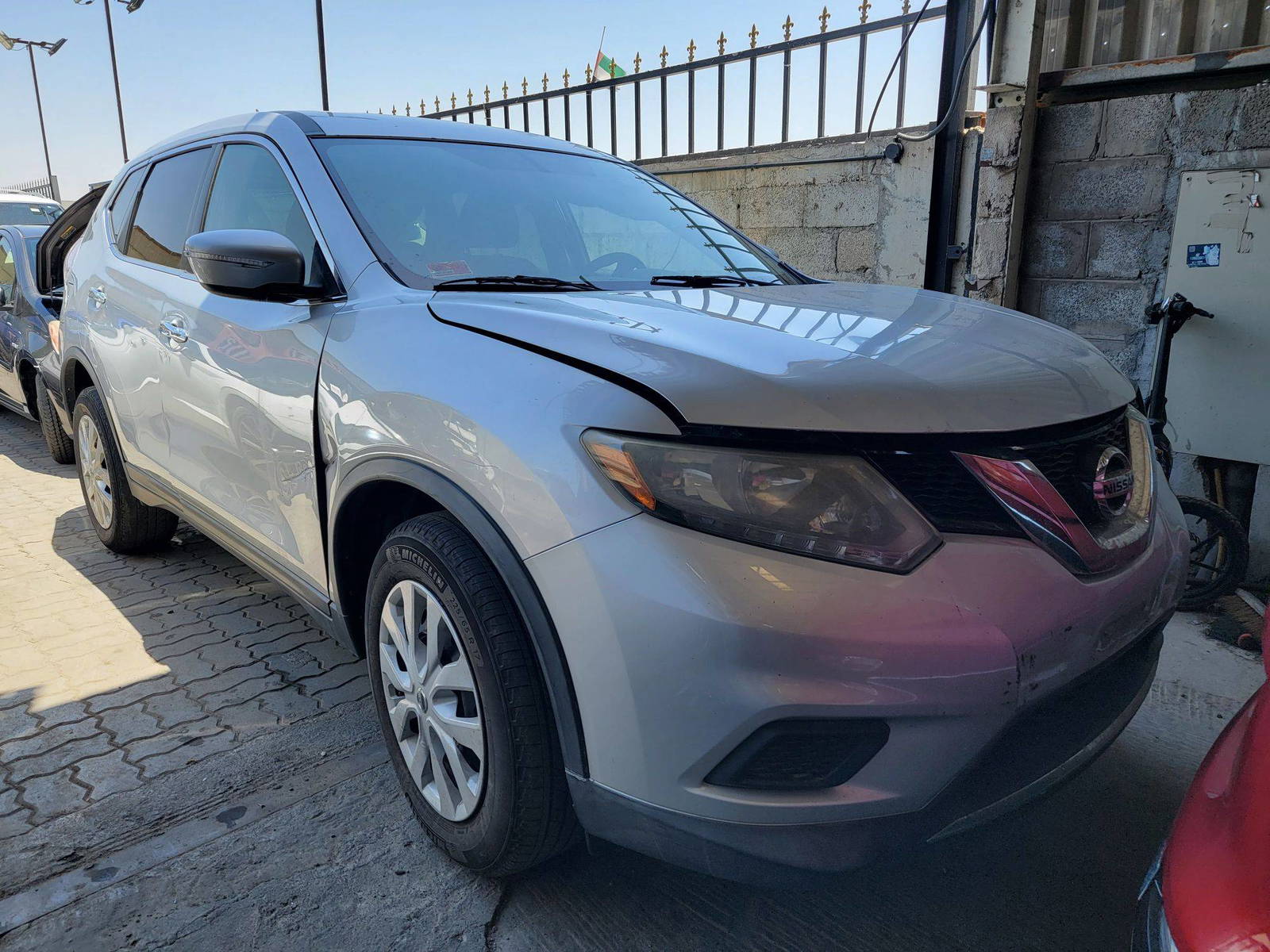 NISSAN ROGUE 2015 - Marhaba Auction Used Cars - Image 4