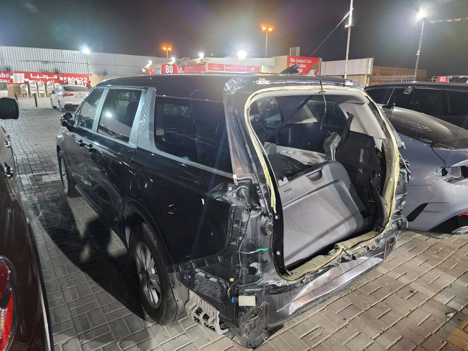 KIA CARNIVAL LX 2023 - Marhaba Auction Used Cars - Image 5