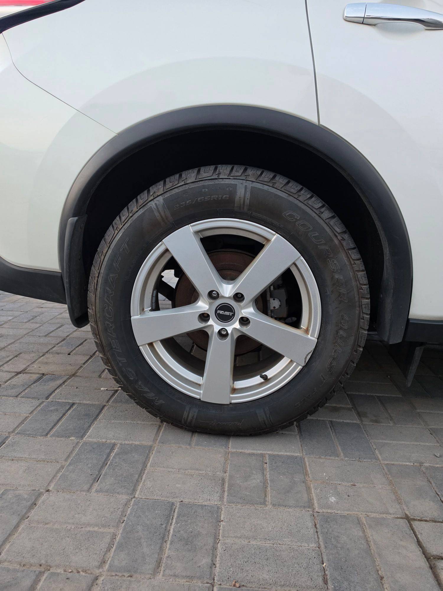 2018 NISSAN MURANO — 182459 Miles — Lot H1JN115115 — Oman Yard - Marhaba Auctions Used Cars - Image 7